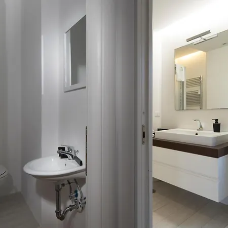 Mrbrown - Eredia Apartment *